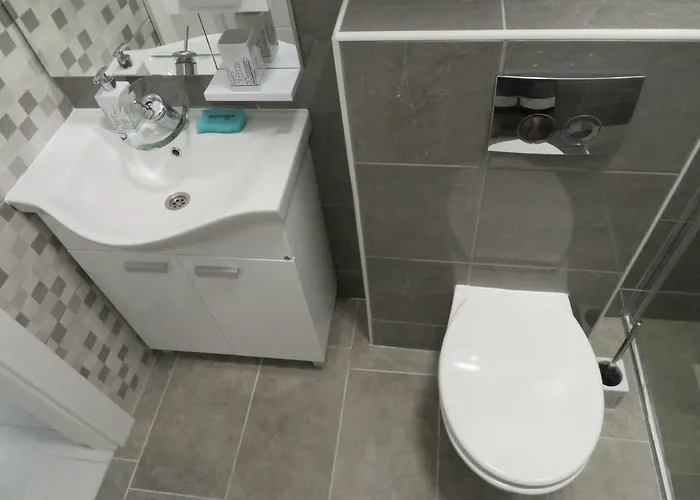 Velvet Starigrad Paklenica