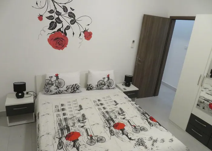 Velvet Starigrad Paklenica